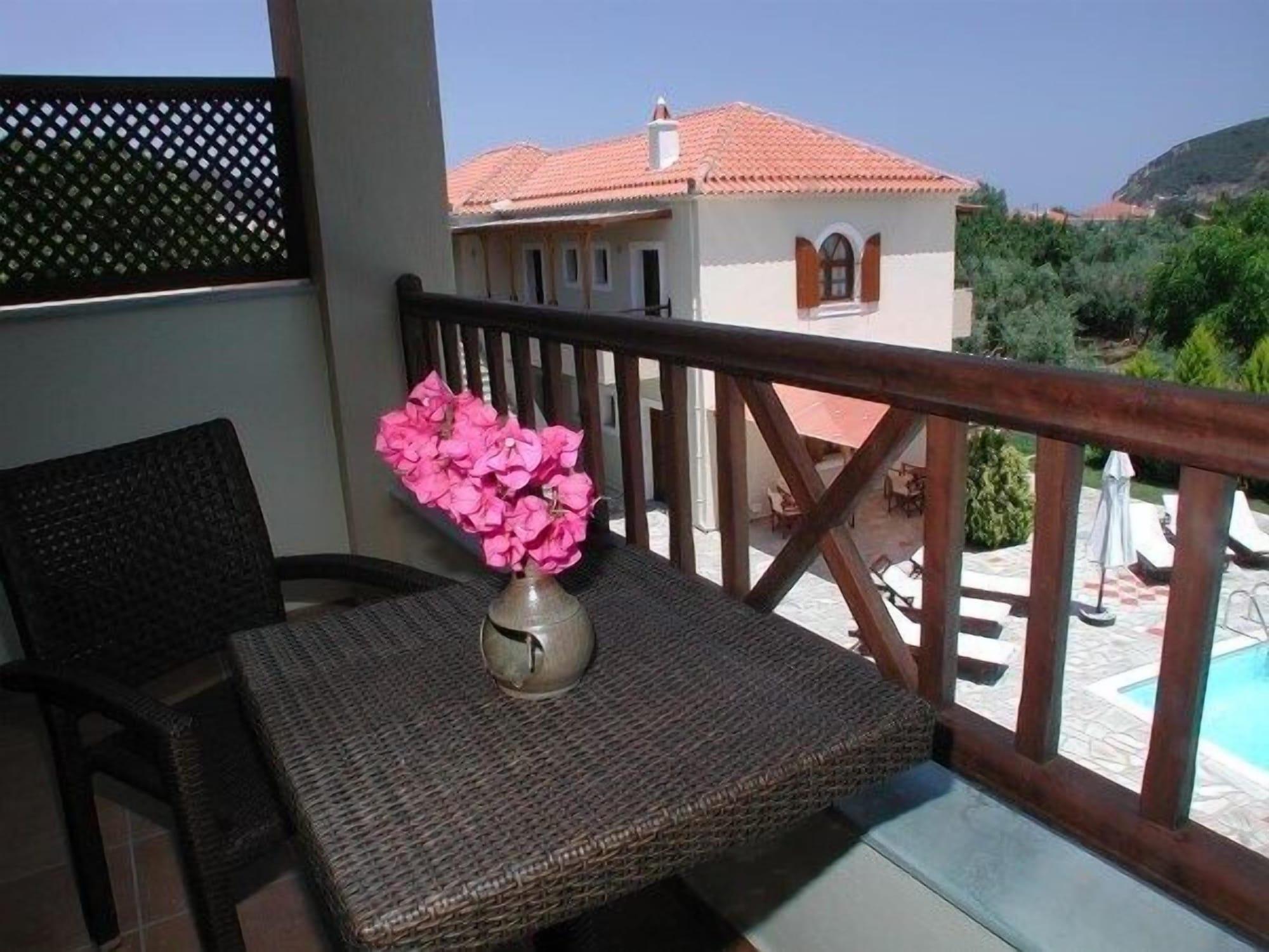 Sun Accommodation Skopelos Town Bagian luar foto