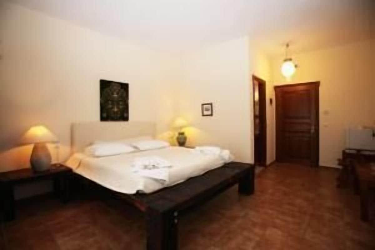 Sun Accommodation Skopelos Town Bagian luar foto