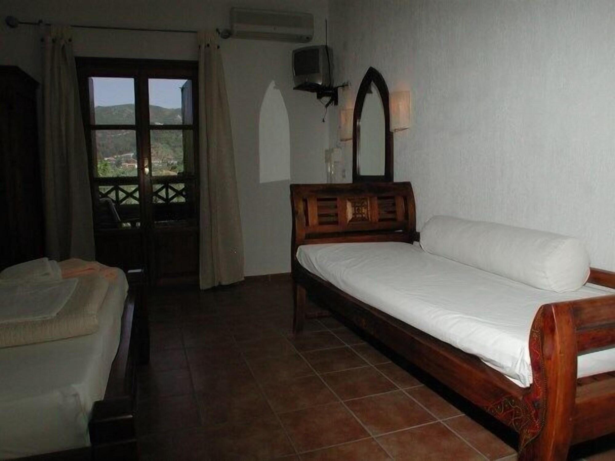 Sun Accommodation Skopelos Town Bagian luar foto