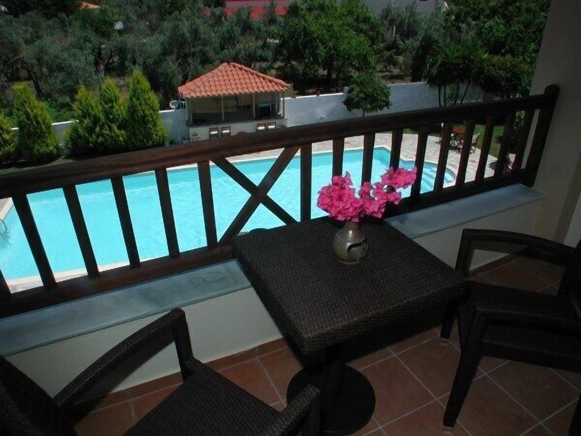 Sun Accommodation Skopelos Town Bagian luar foto