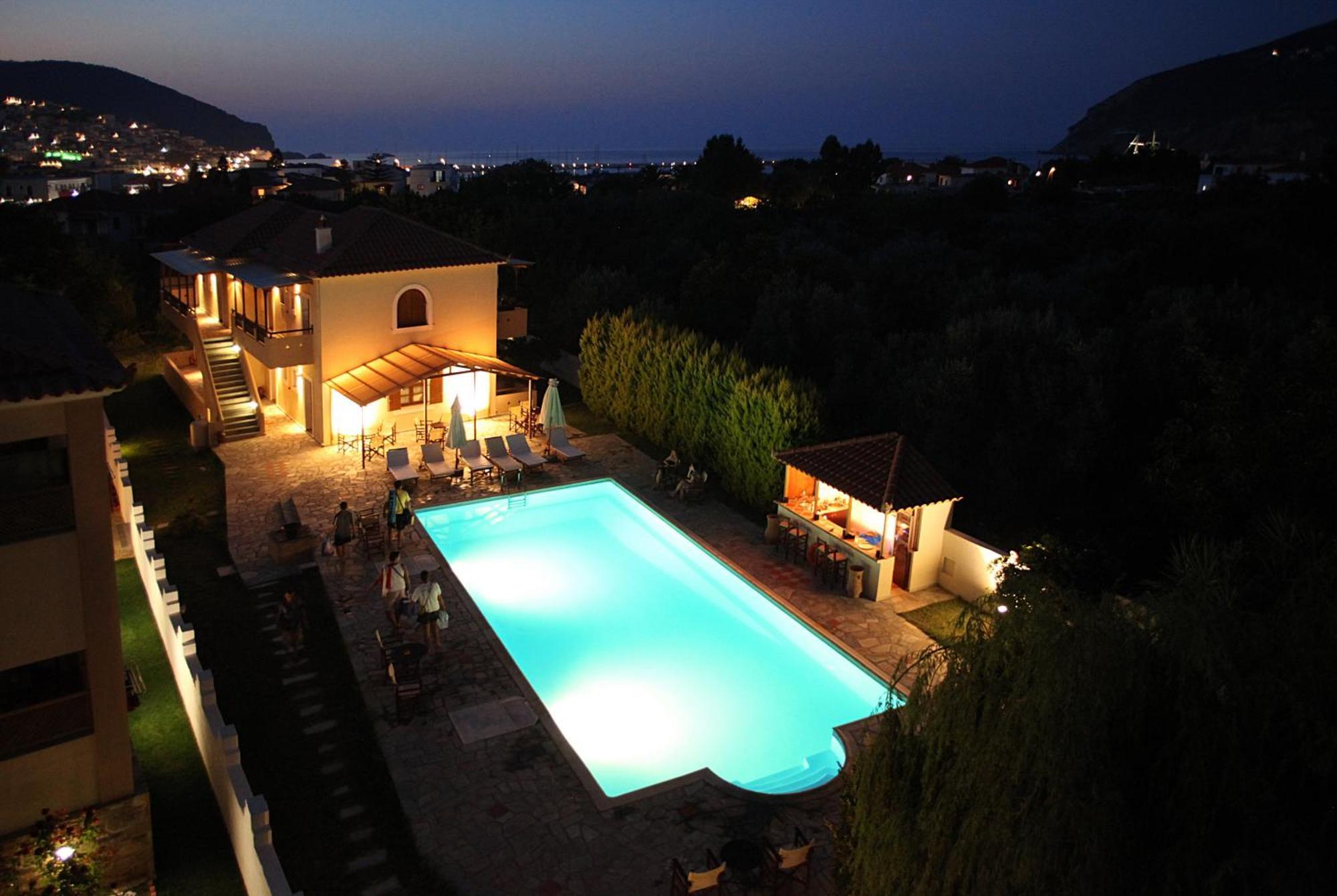 Sun Accommodation Skopelos Town Bagian luar foto