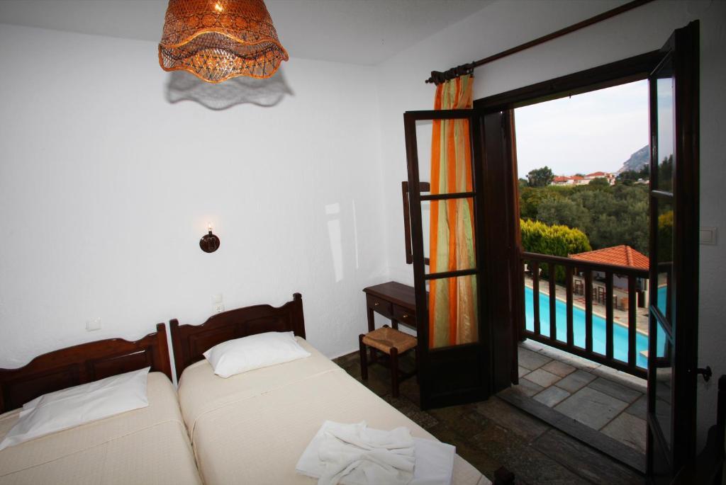 Sun Accommodation Skopelos Town Bagian luar foto